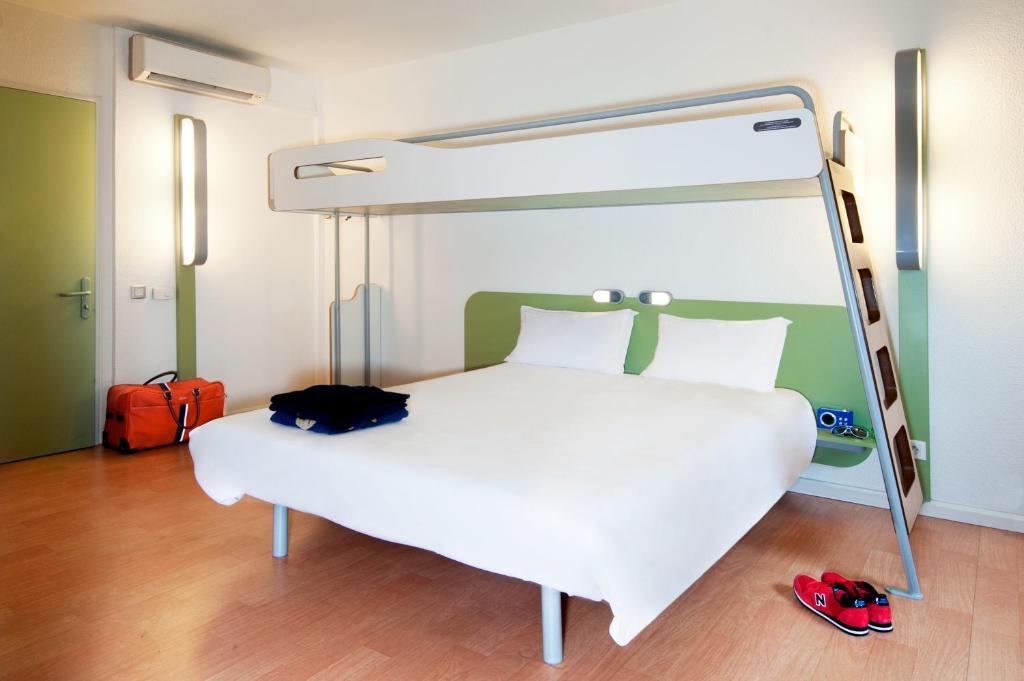 Ibis Budget Besancon Ecole Valentin Otel Oda fotoğraf